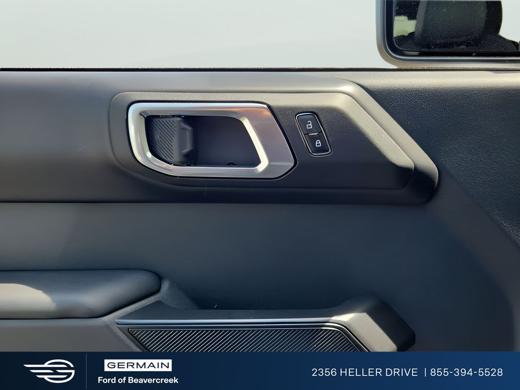 New 2025 White Ford Raptor image 13