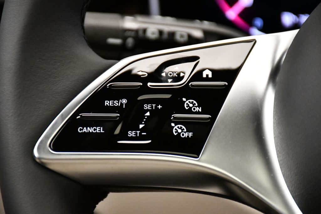 Thumbnail: 2026 Mercedes-Benz GLC - 23