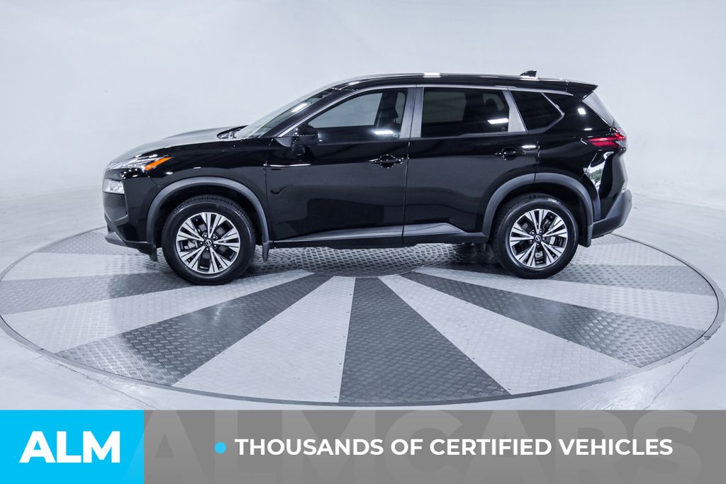 Used 2023 Black Nissan SV image 4