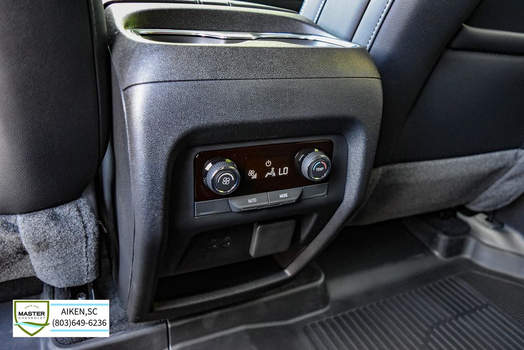2026 Chevrolet Traverse LT - Photo 26