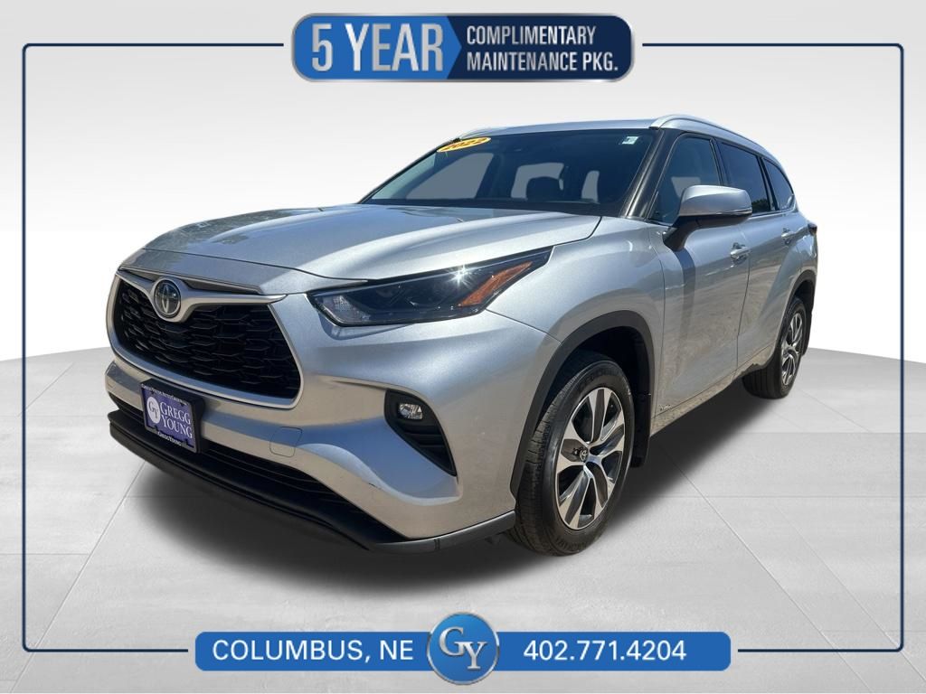 2022 Toyota Highlander Hybrid XLE AWD