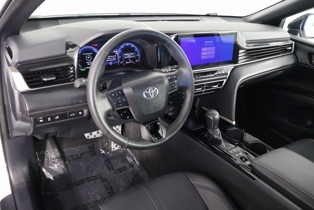 Thumbnail: 2025 Toyota Camry - 7