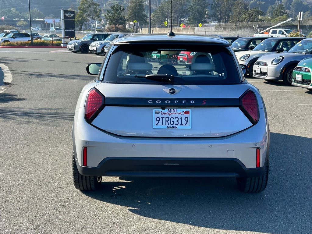 Thumbnail: 2025 MINI Cooper - 4