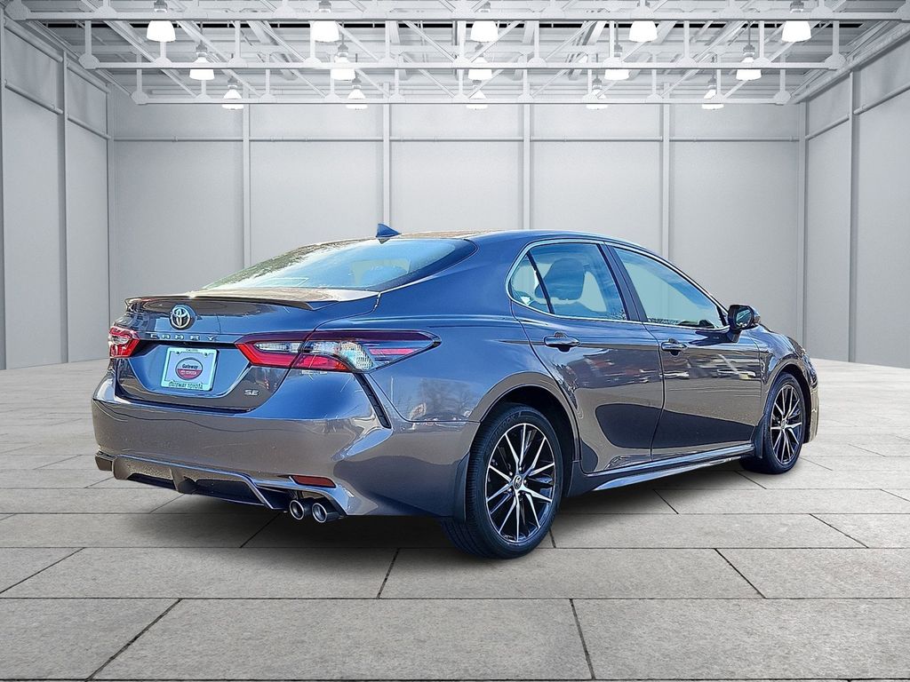 Thumbnail: 2021 Toyota Camry - 5