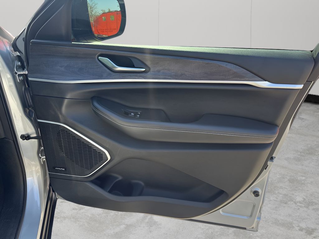 Used 2021 Silver Jeep Limited image 13