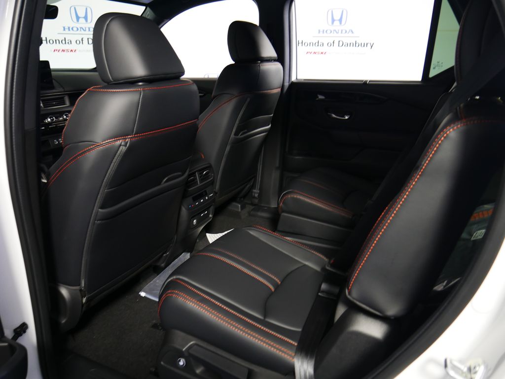 2025 Honda Pilot TrailSport 14