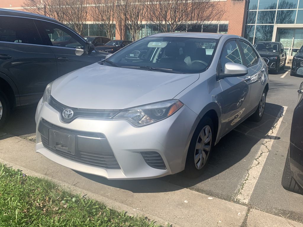 Thumbnail: 2015 Toyota Corolla - 3