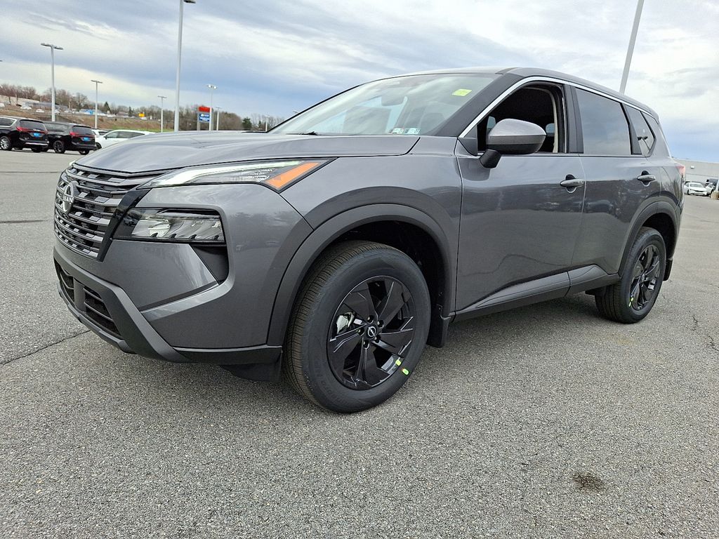 2026 Nissan Rogue — photo 2