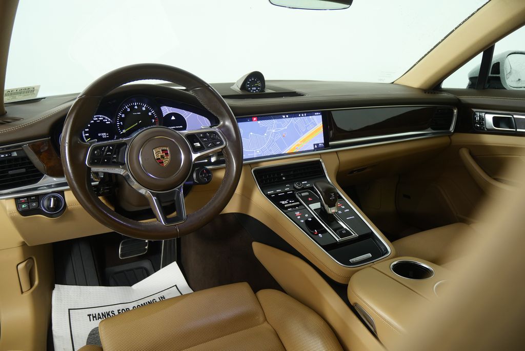 Thumbnail: 2019 Porsche Panamera - 22
