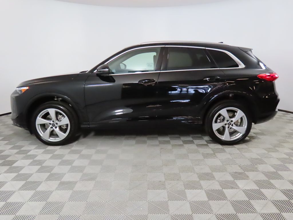 Thumbnail: 2025 Audi Q5 - 2