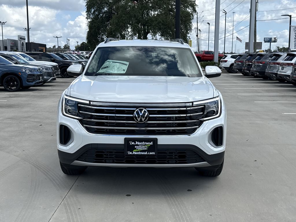 2026 Volkswagen Atlas 2.0T SE White at Bayshore Chrysler Jeep Dodge Ram