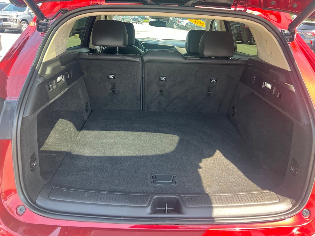 Used 2023 Buick Envision SUV