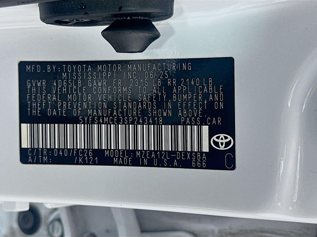 Thumbnail: 2025 Toyota Corolla - 30