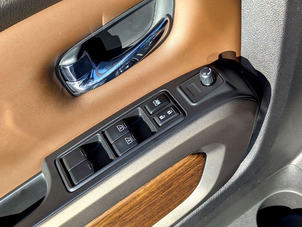 Used Car 2021 Nissan Titan Xd  Platinum Reserve For Sale In Taylor, Texas
