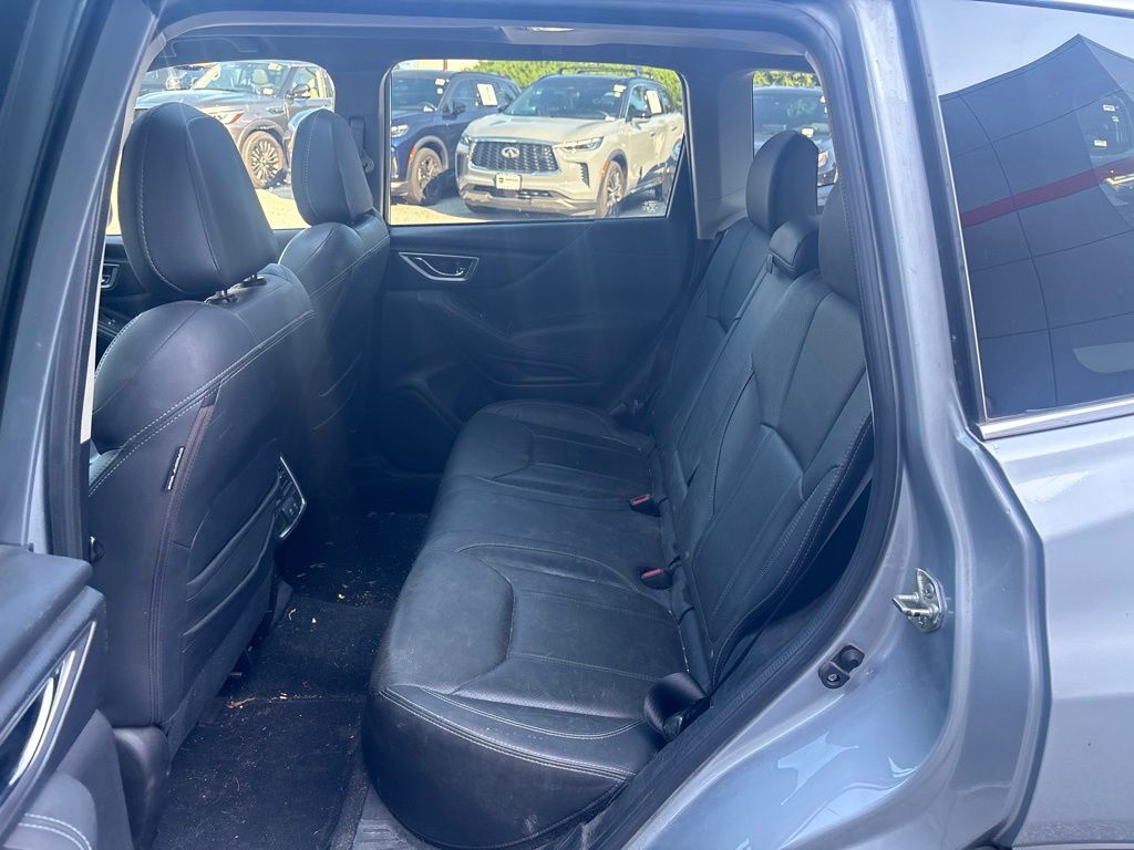 Used 2020 Silver Subaru Limited image 7