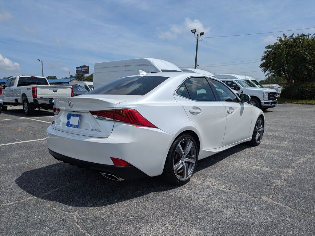 2018 Lexus IS 300 