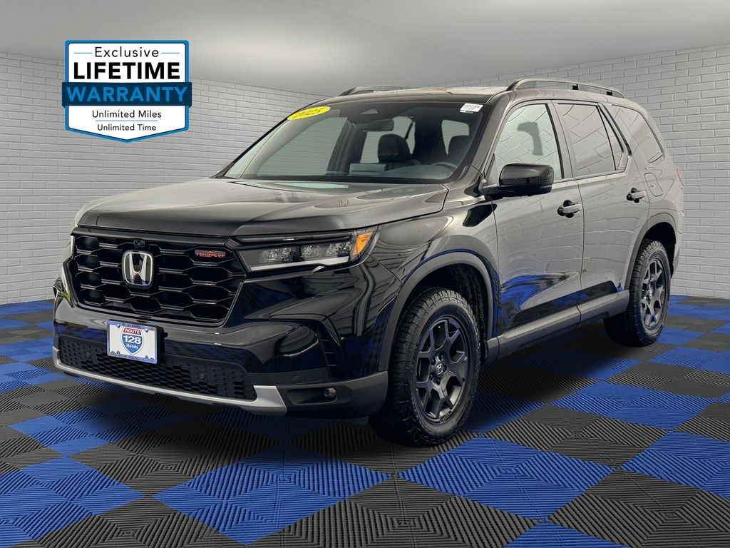 Crystal Black Pearl 2025 Honda Pilot SUV / Crossover All-Wheel Drive Automatic