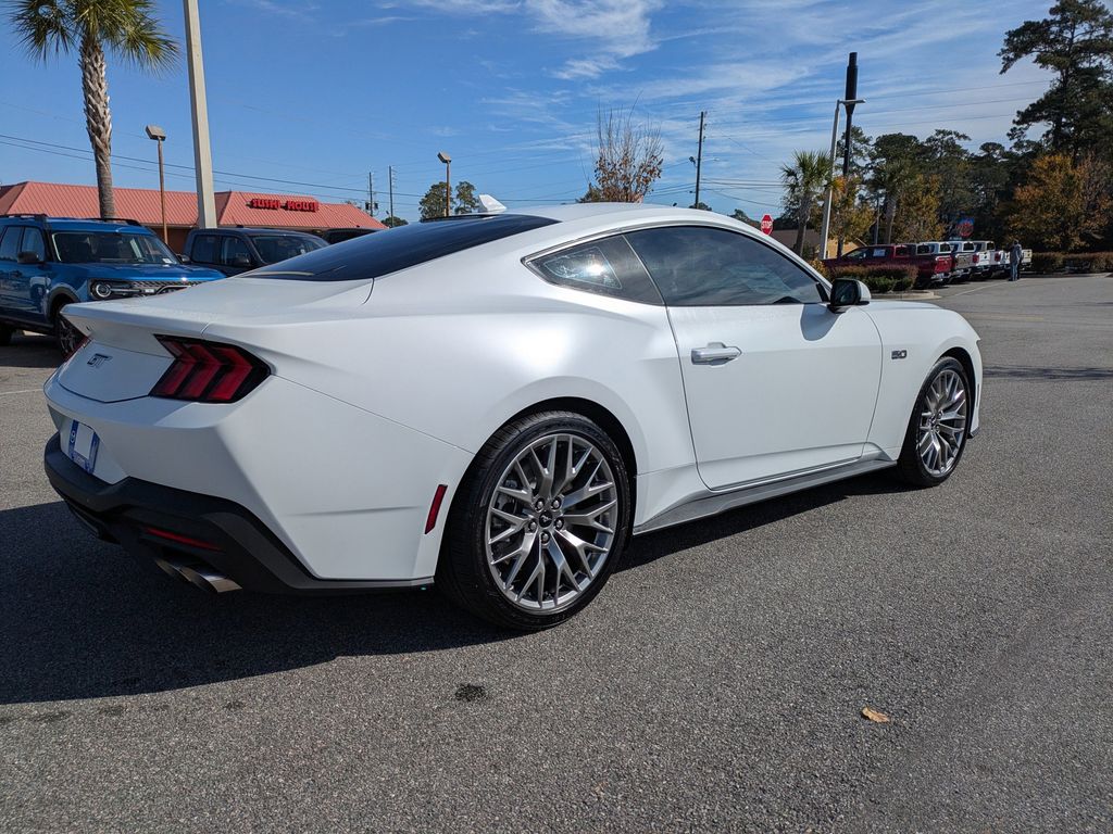 2025 Ford Mustang GT Premium Fastback