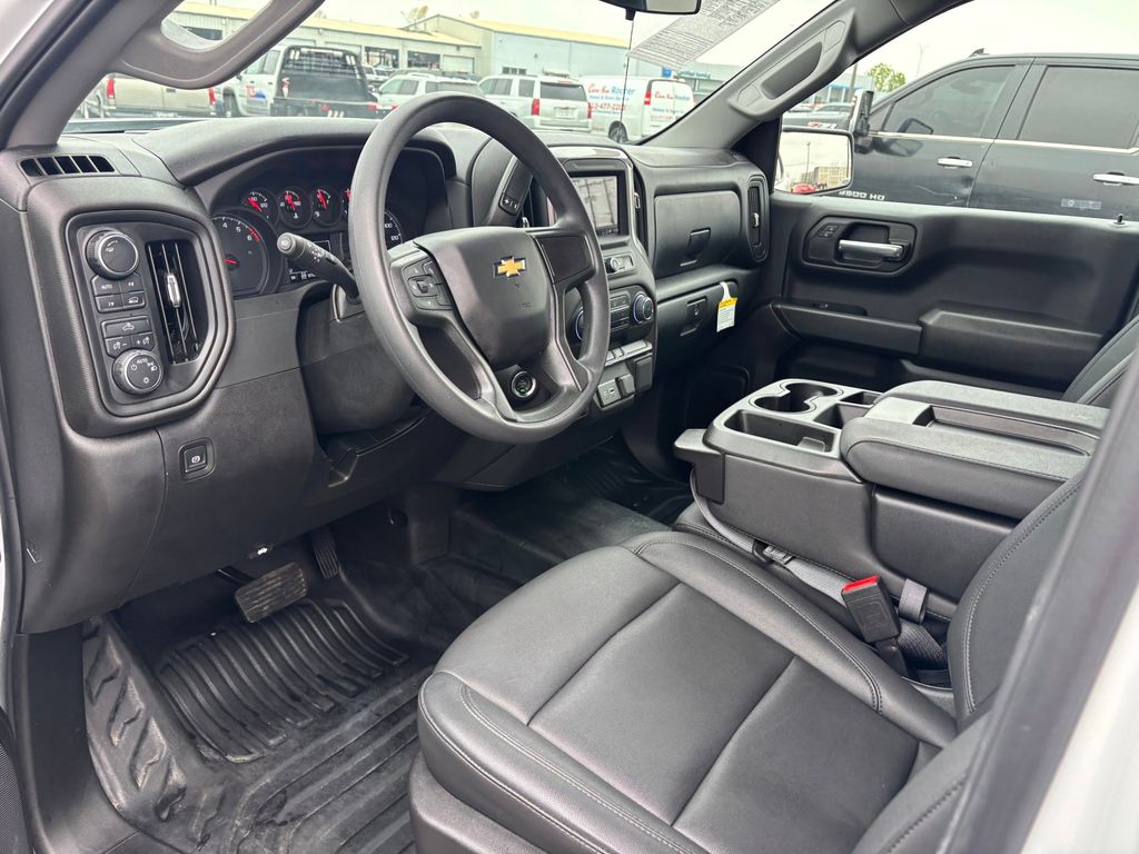 Used Car 2025 Chevrolet Silverado 1500  Crew Pickup 4wd Crew Cab 147 Work Truck Four Wheel Drive For Sale Under $40,000 In Austin, Texas