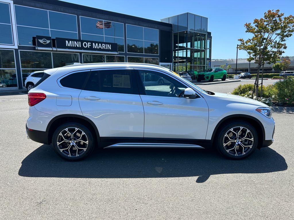 Thumbnail: 2020 BMW X1 - 6