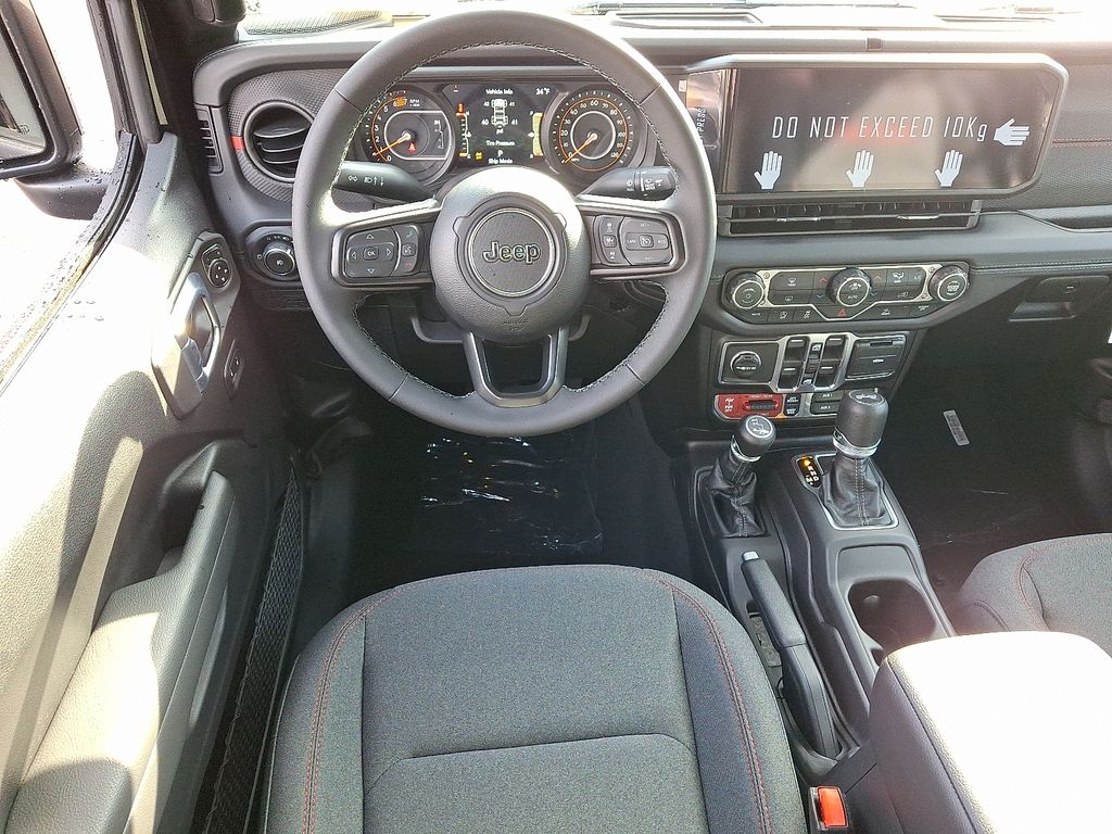 New 2026 Jeep Wrangler SUV