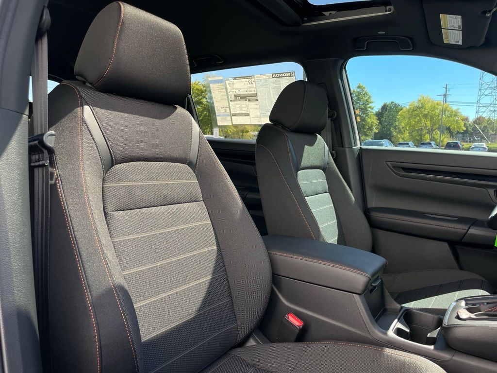 2025 Honda CR-V Sport 32