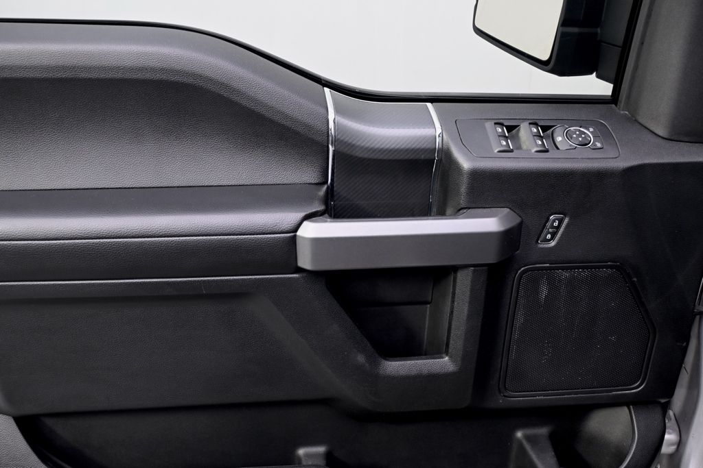 Used 2018 Silver Ford XLT image 22