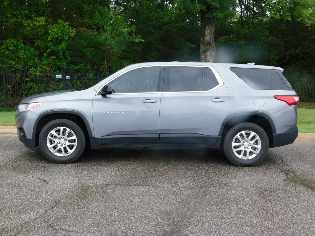 Thumbnail: 2019 Chevrolet Traverse - 2