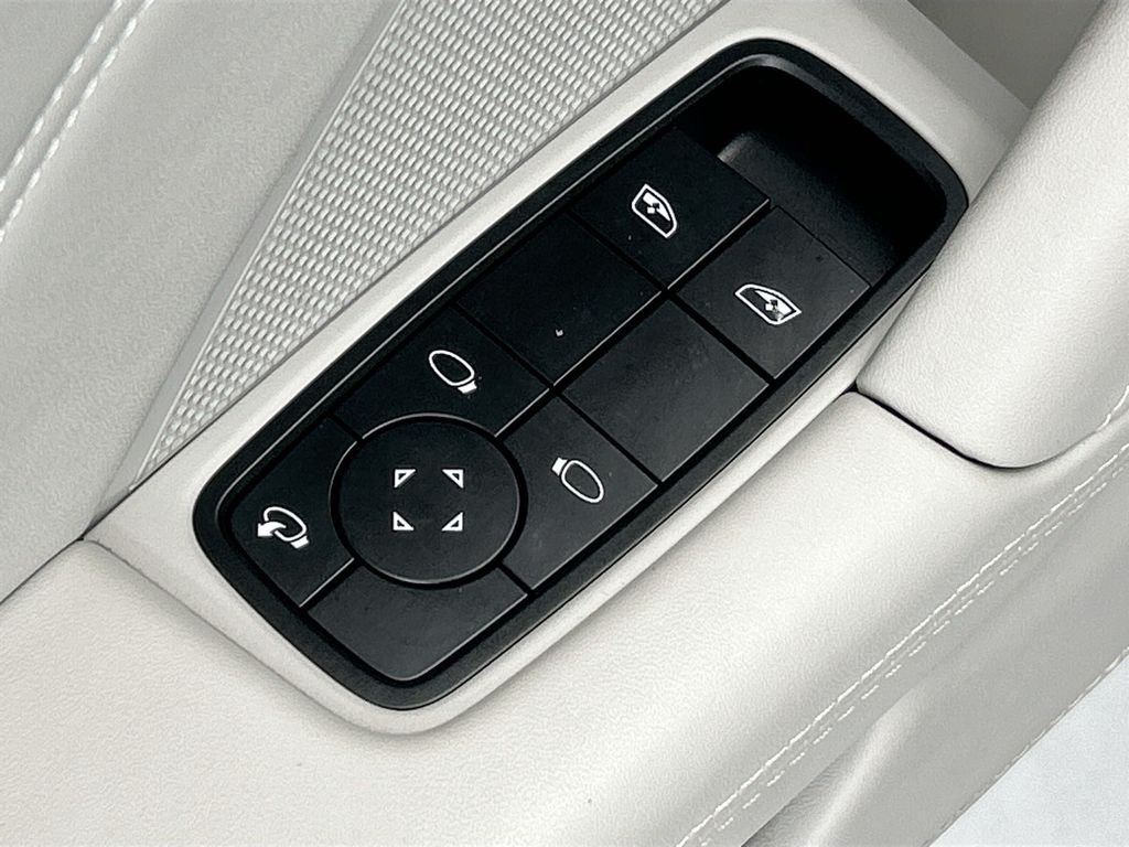 Thumbnail: 2026 Porsche 911 - 22