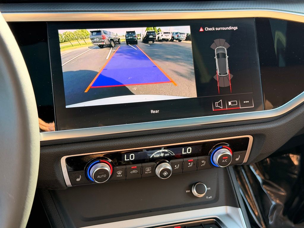 2025 Audi Q3 Premium Arkona White - Jim Hudson Acura - Image 27