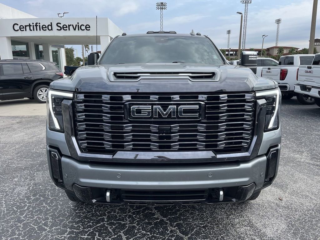 2024 GMC Sierra 2500HD Denali Ultimate 3