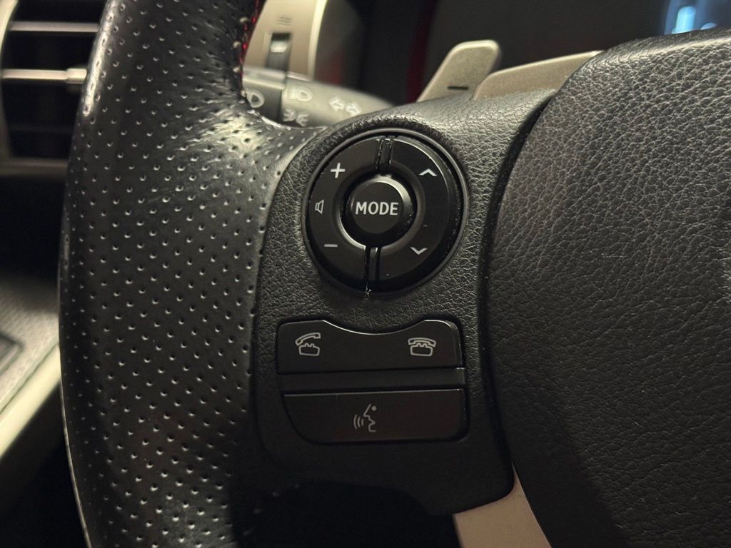 2015 Lexus IS 250 photo 22