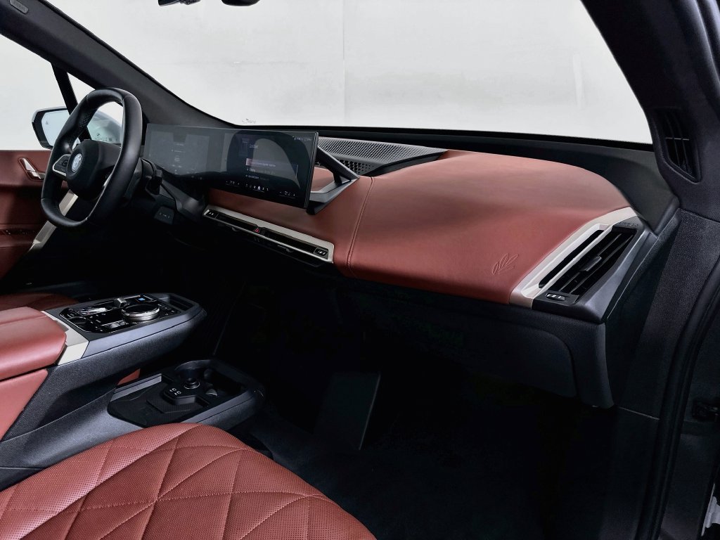 Thumbnail: 2024 BMW iX - 29