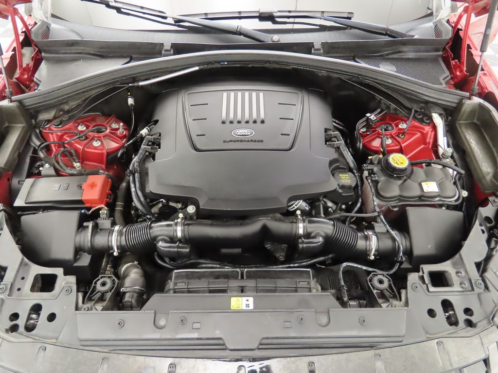 Thumbnail: 2018 Land Rover Range Rover Velar - 28