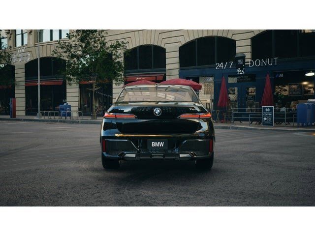 2025 BMW 7 Series 760i xDrive 5