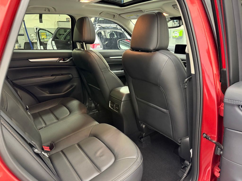 2022 Mazda CX-5 S Preferred 27