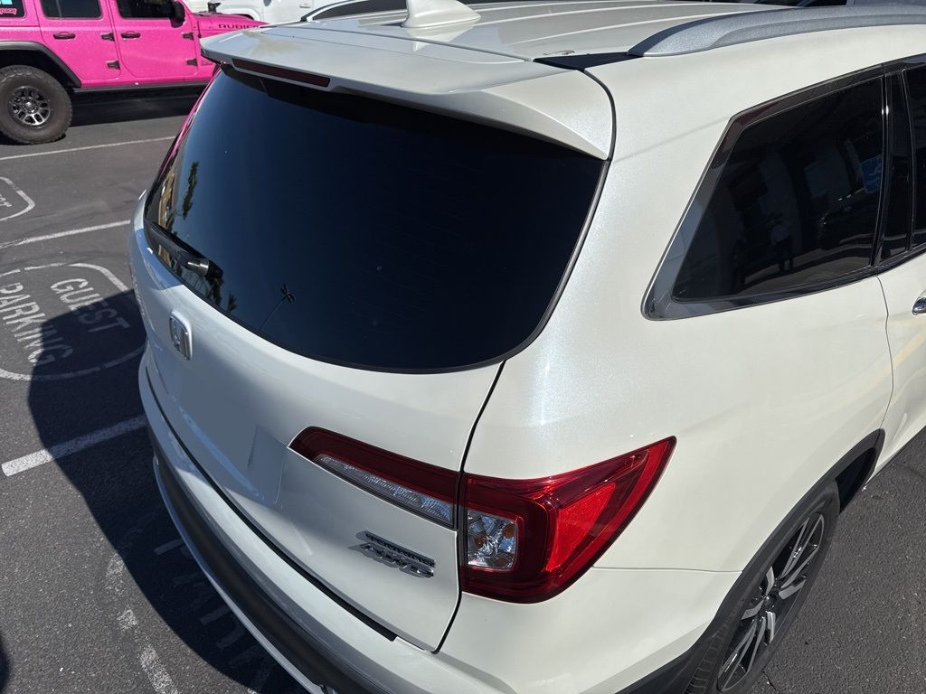 Thumbnail: 2019 Honda Pilot - 12