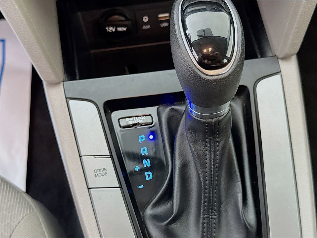 Used Car 2018 Hyundai Elantra  Sel For Sale Under $12,000 In Austin, Texas