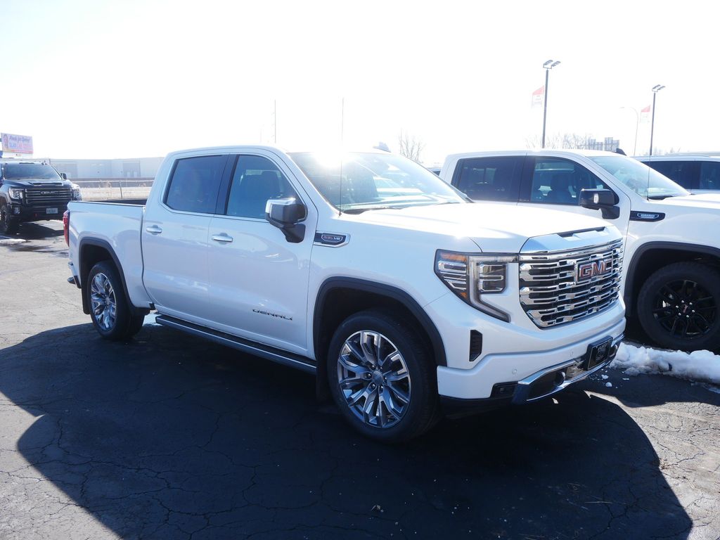 2023 GMC Sierra 1500 Denali Crew Cab 4WD