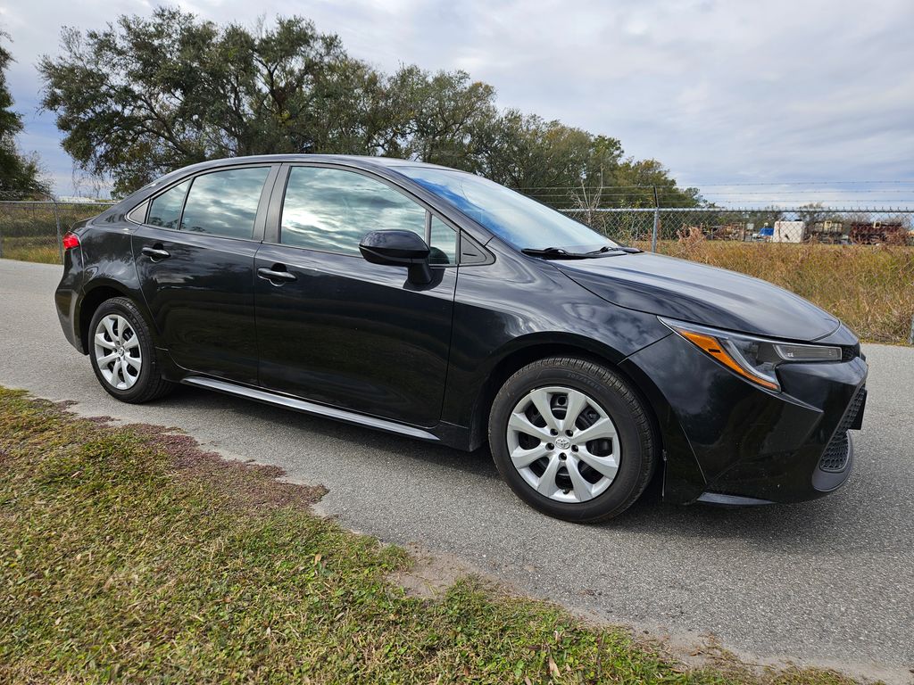 2022 Toyota Corolla LE 7