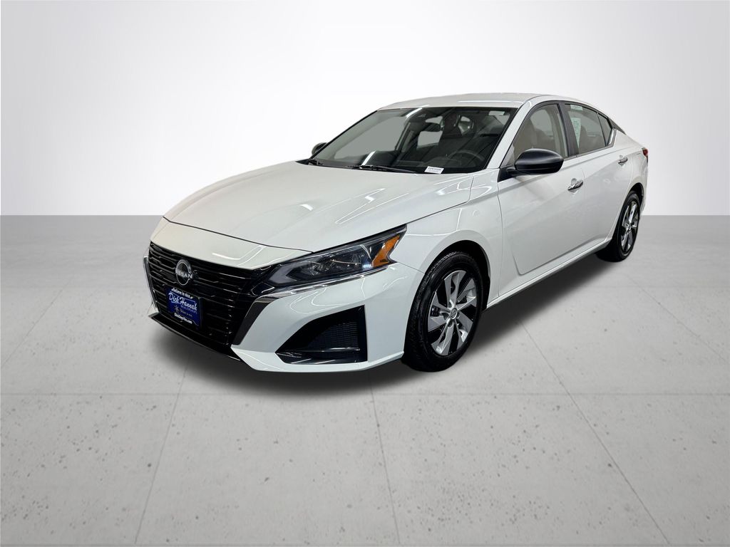 2024 Nissan Altima 2.5 S