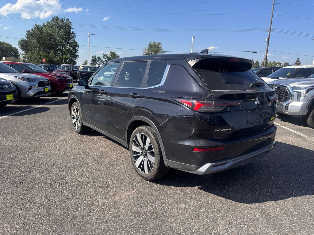 Used 2025 Mitsubishi Outlander SUV