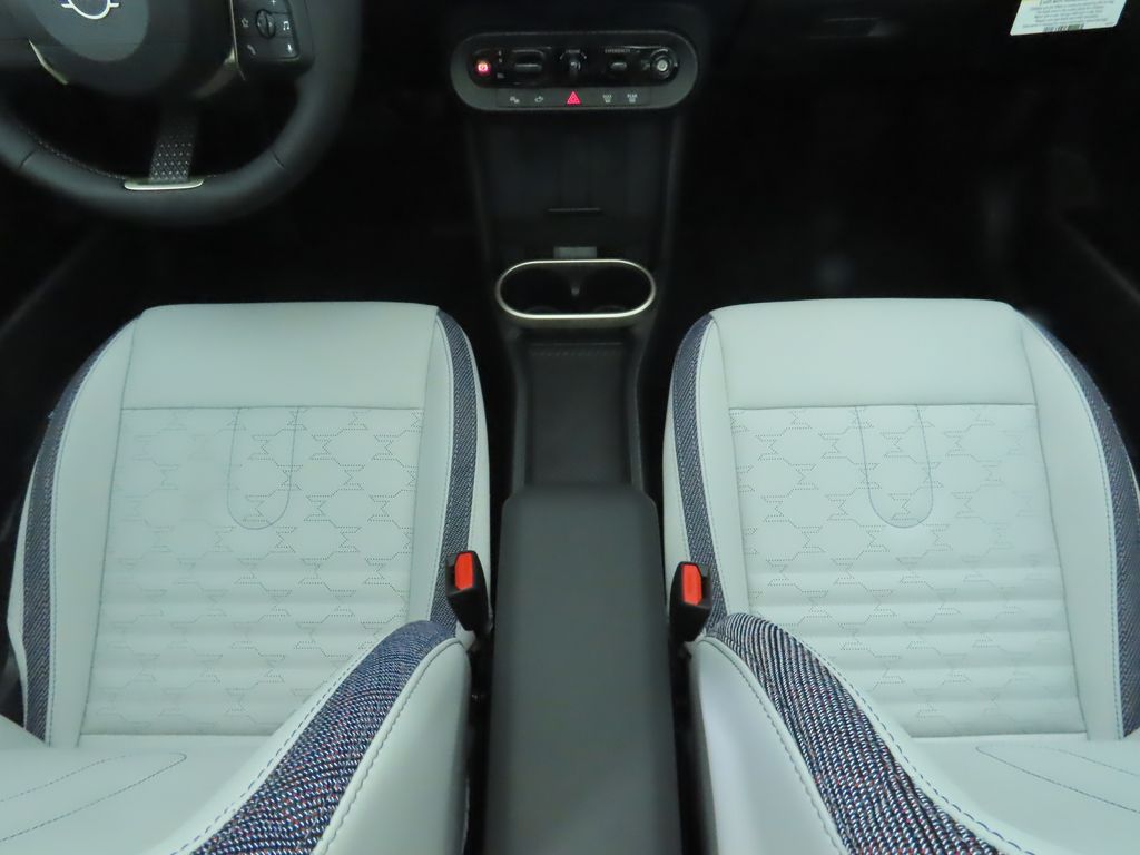 Thumbnail: 2026 MINI Cooper - 18