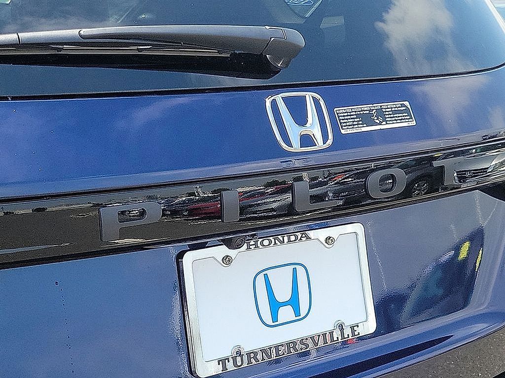 2025 Honda Pilot Touring 5