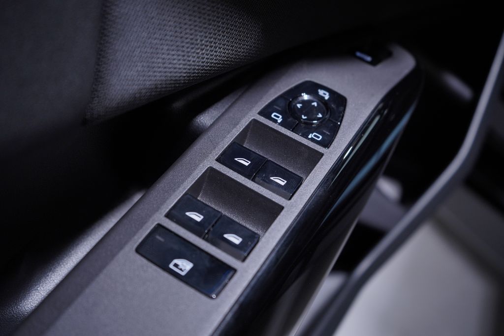 Thumbnail: 2026 BMW X3 - 11