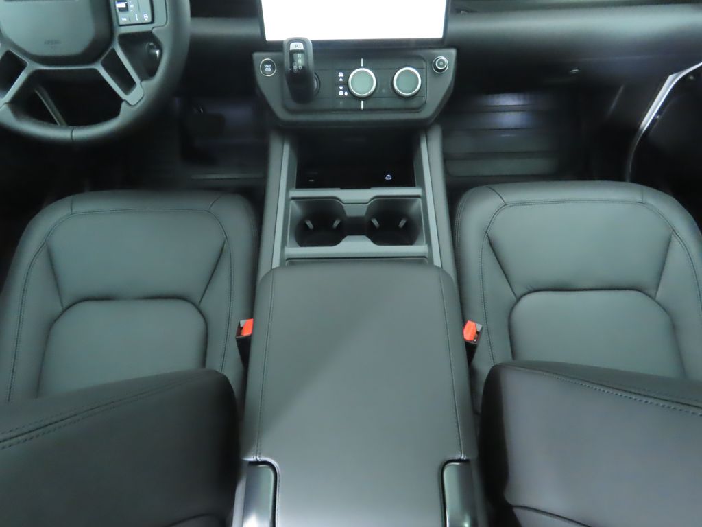 Thumbnail: 2026 Land Rover Defender - 18