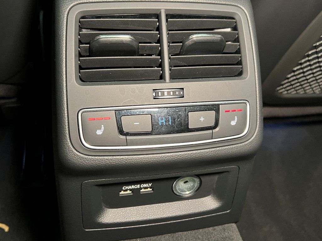 Thumbnail: 2023 Audi S5 - 17