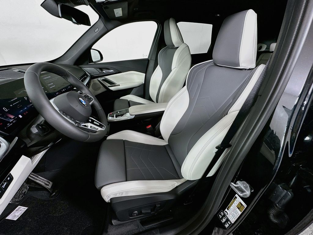 Thumbnail: 2026 BMW X1 - 16