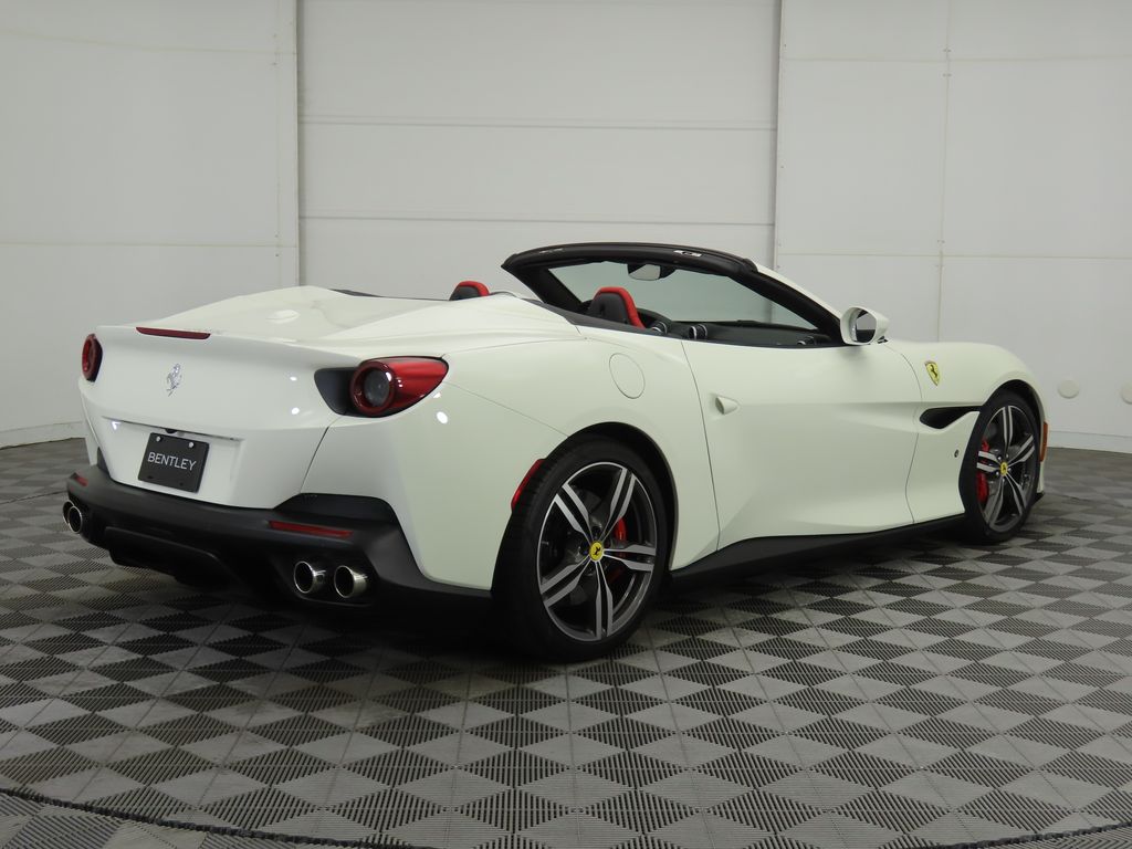 Thumbnail: 2019 Ferrari Portofino - 5