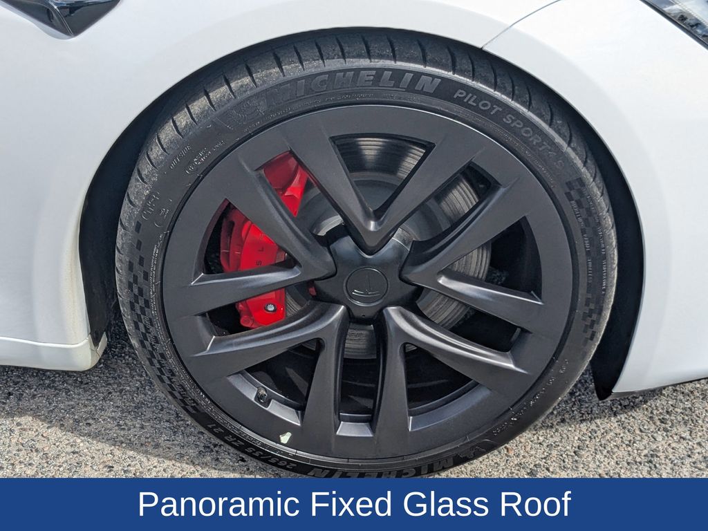 2025 Tesla Model S Plaid